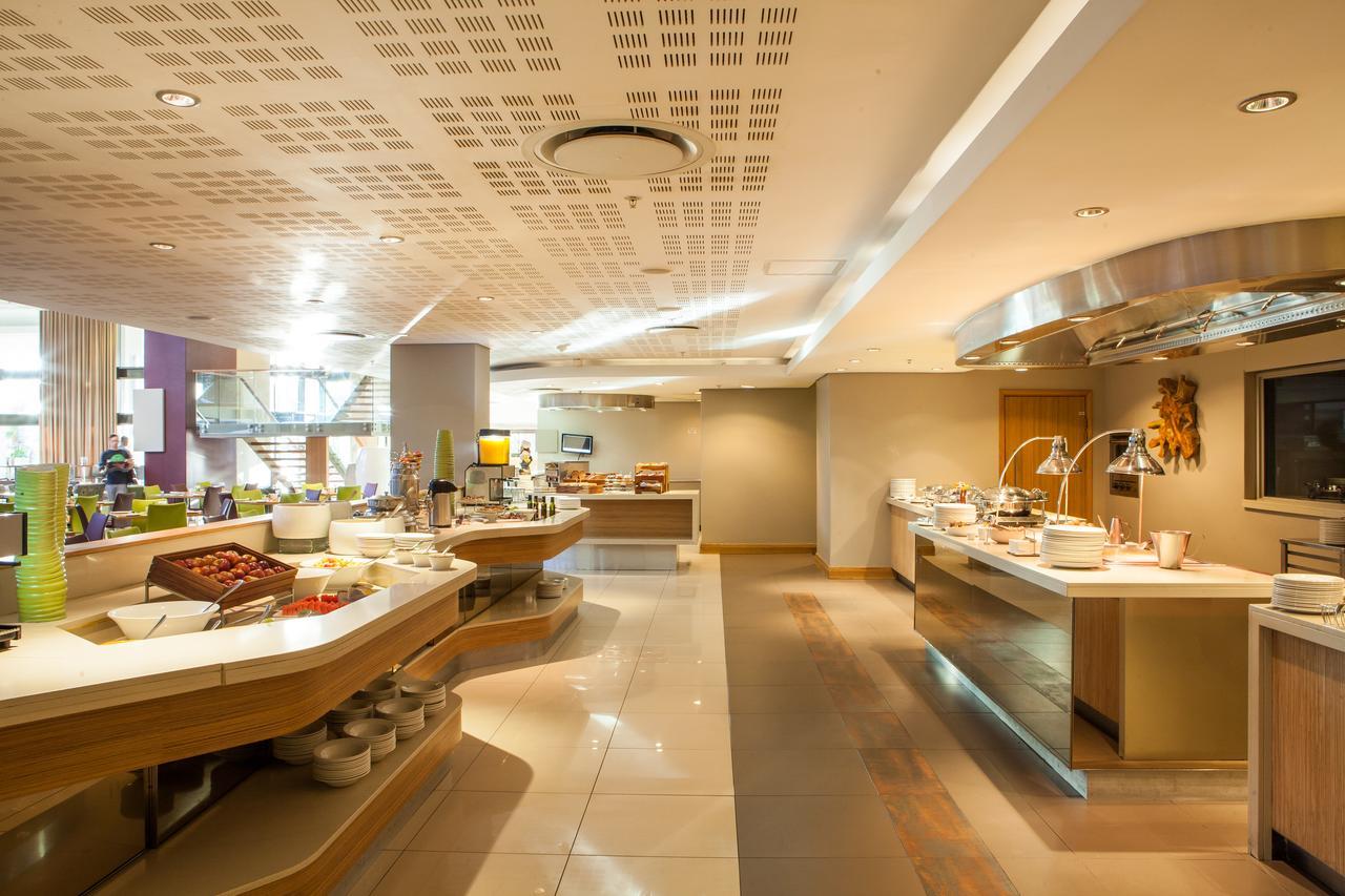 Garden Court Umhlanga Hotel Durban Exterior photo