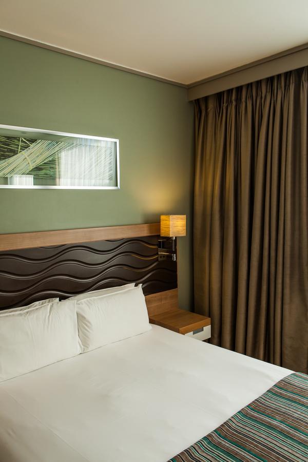 Garden Court Umhlanga Hotel Durban Exterior photo