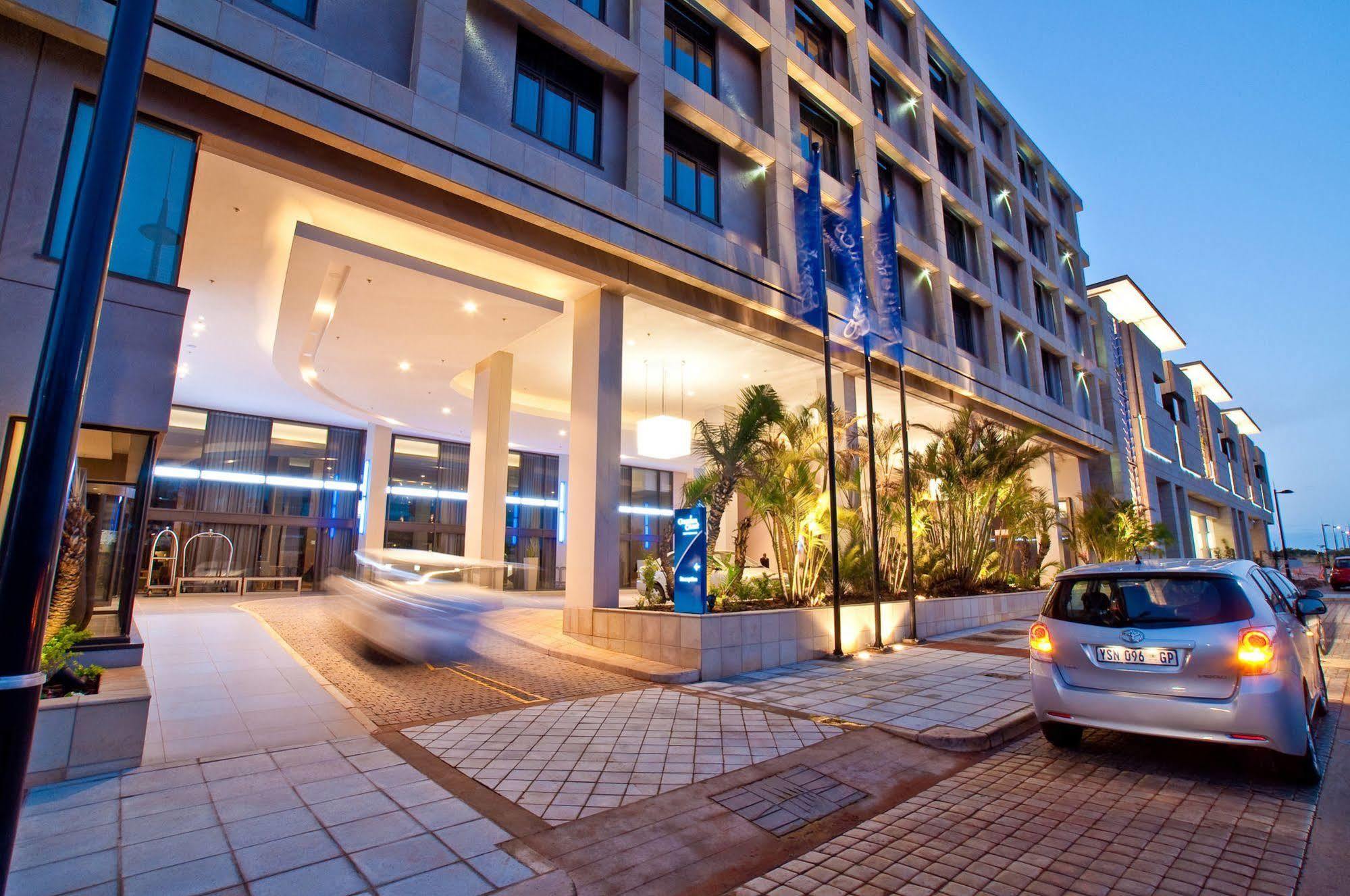Garden Court Umhlanga Hotel Durban Exterior photo